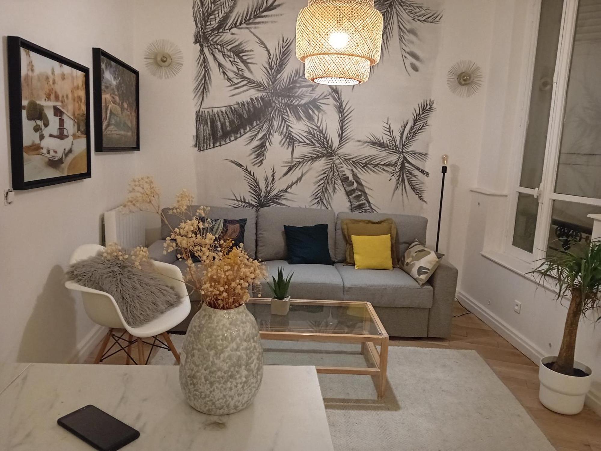 Appartement Center 6eme ,gare Montparnasse 1 Minute,5 Minute Eiffel Tour And Louvre Meusm Parijs